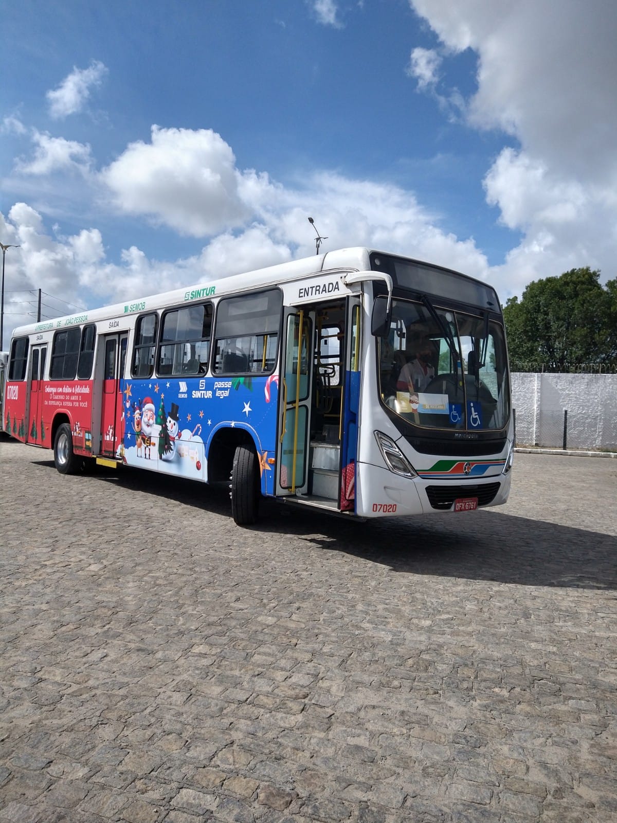 Usuários de ônibus terão mais veículos à disposição nos dias de