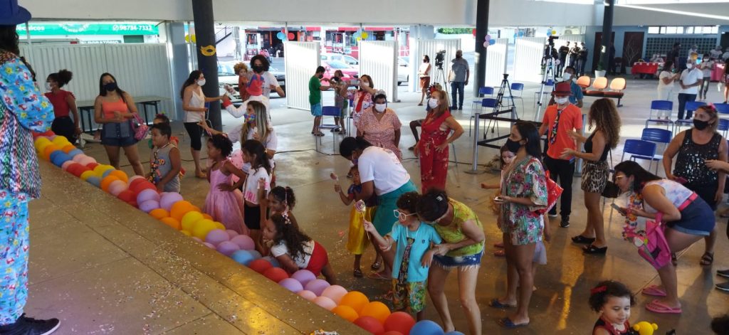 Teatro Escola 360 oferece aulas para pessoas com síndrome de Down