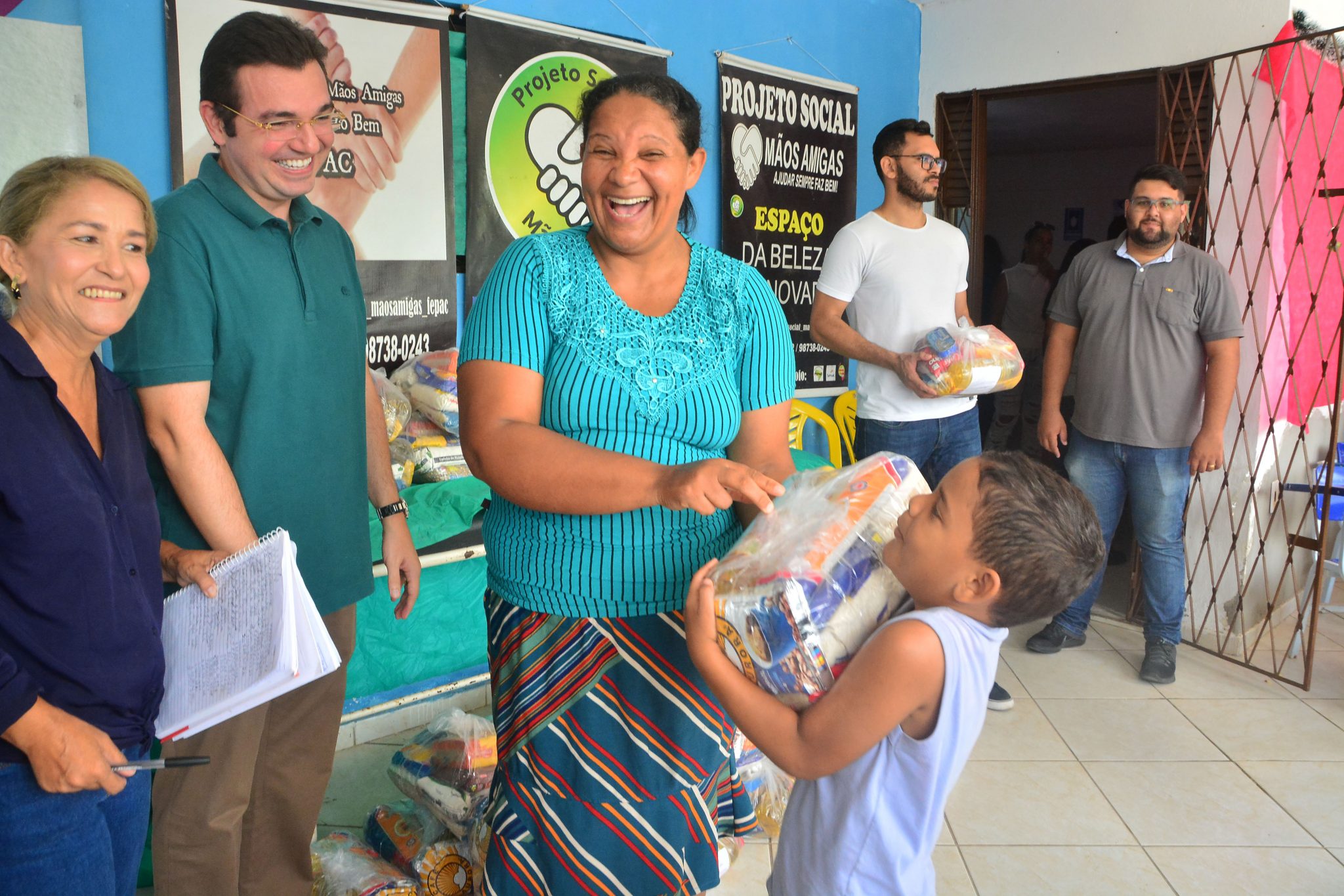 Campanha Natal Solidário Entrega Cestas Básicas Para Famílias Carentes Em Mangabeira Viii 5194