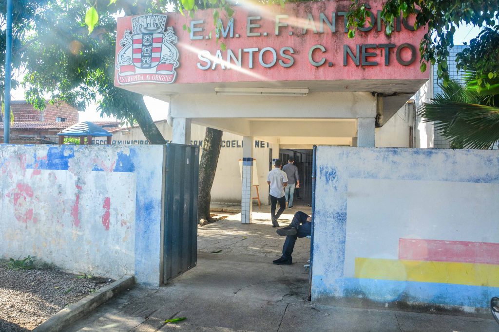 OS reformaescola Penha cicerolucena foto dayseeuzebio 1 1024x683 - Em João Pessoa : Cícero Lucena assina Ordem de Serviço para reestruturação de escola e CMEI no bairro da Penha