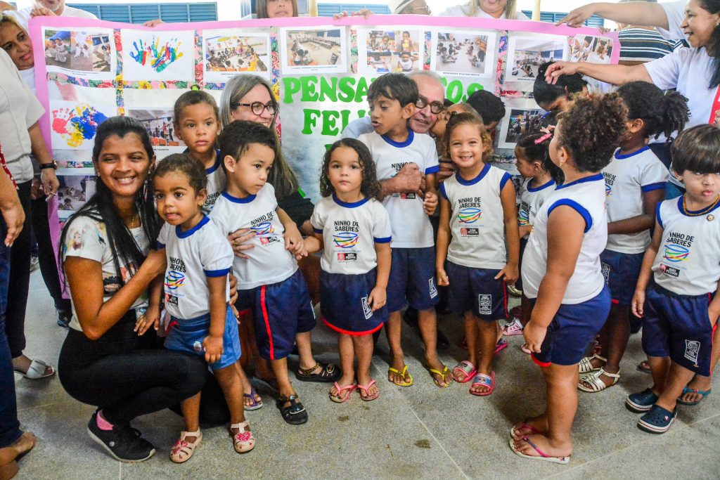 OS reformaescola Penha cicerolucena foto dayseeuzebio 12 1024x683 - Em João Pessoa : Cícero Lucena assina Ordem de Serviço para reestruturação de escola e CMEI no bairro da Penha