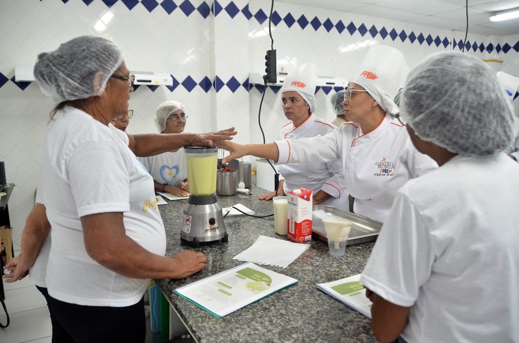 A importância das aulas de culinária nas escolas