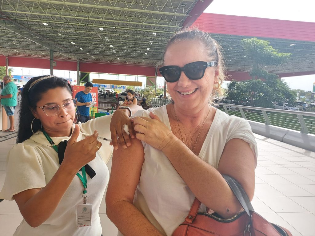 Prefeitura de João Pessoa segue imunizando diversos públicos contra Covid-19 e Influenza