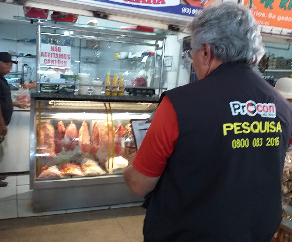 Procon-JP encontra diferença de R$ 44,99 no preço da carne em supermercados e feiras livres da Capital