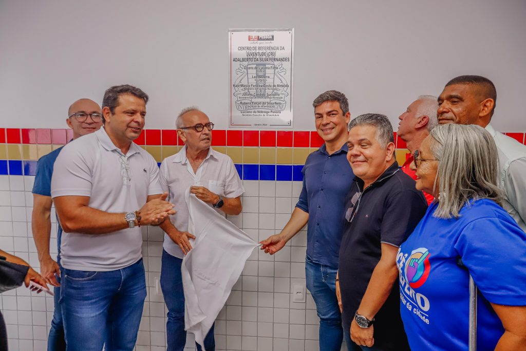 Cícero Lucena entrega o CRJ do Valentina e anuncia a construção de cinco novas academias ao ar livre em João Pessoa