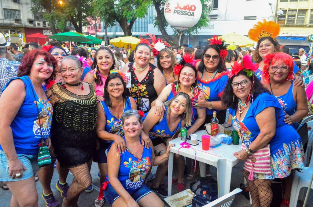 Blocos alternativos animam o sábado de Carnaval em João Pessoa